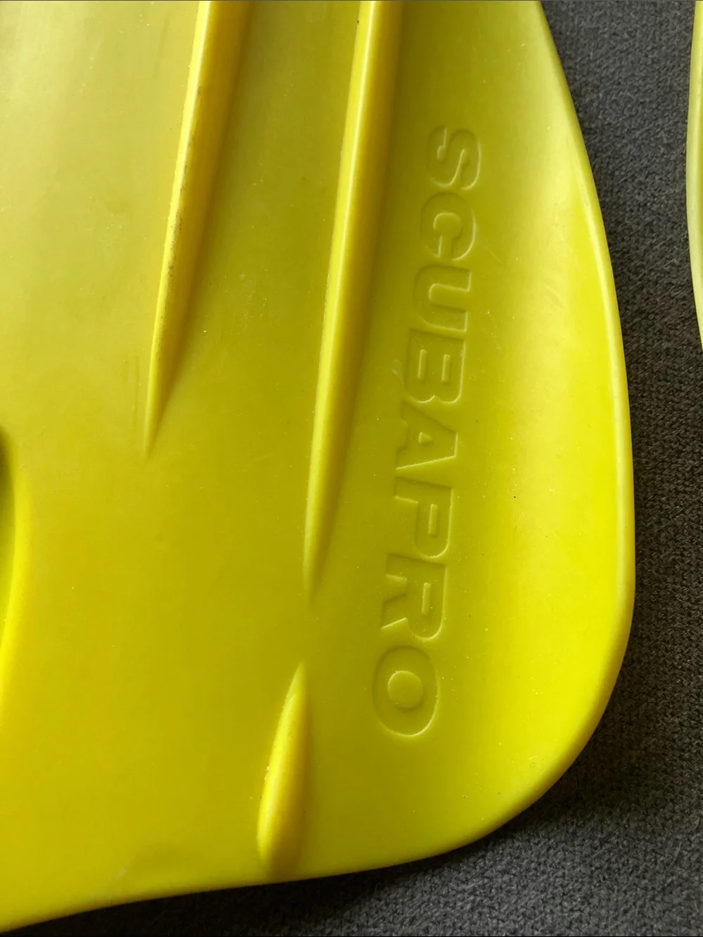 🔥🔥🔥Seawing Nova Men’s Yellow Swim Fins🔥🔥